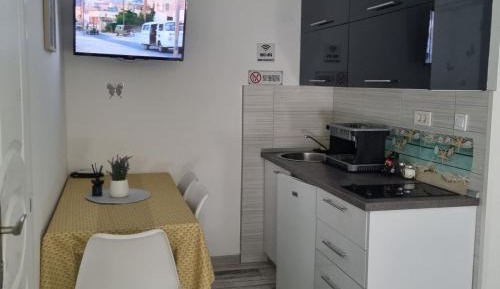 Standard Triple Studio