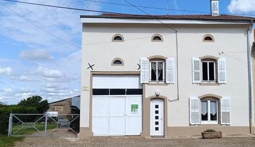 Holiday Home (6 Adults)