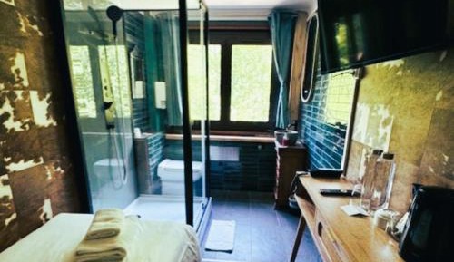 Small Single Room