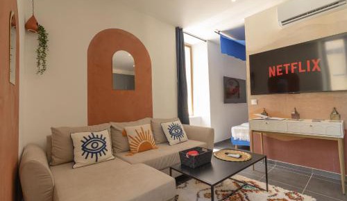 One-Bedroom Premier Apartment