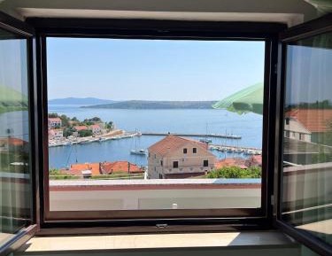 Apartment with Sea View