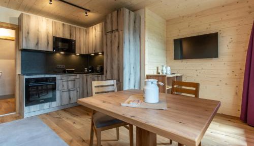 One-Bedroom Apartment with Balcony