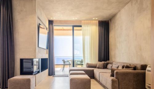 Villa - Beach Front