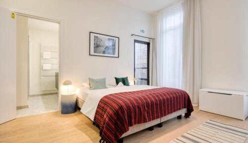 Junior Suite with Balcony