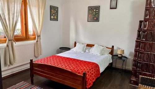 Double Room with Shared Bathroom