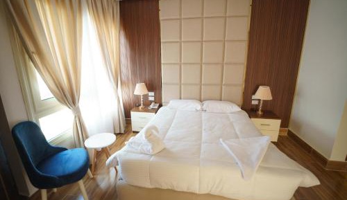 Double Room with Mountain View