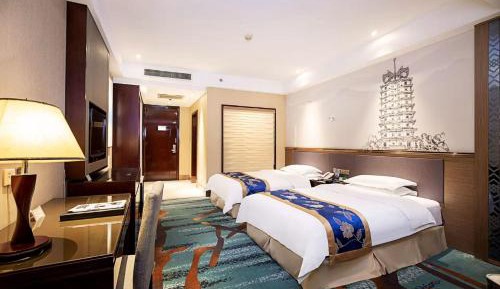 Deluxe Double Room with Shower