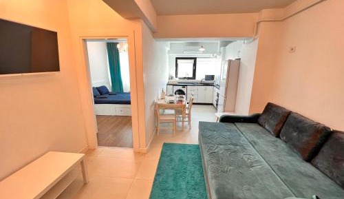 Studio Apartment with Queen Bed