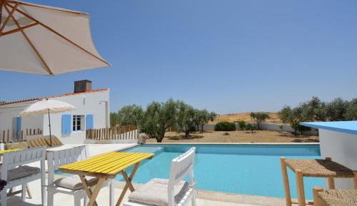 Double Room with Pool View