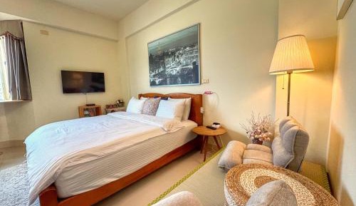 King Room with Balcony