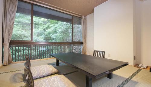 Quadruple Room with Shared Bathroom