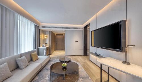 One-Bedroom Suite
