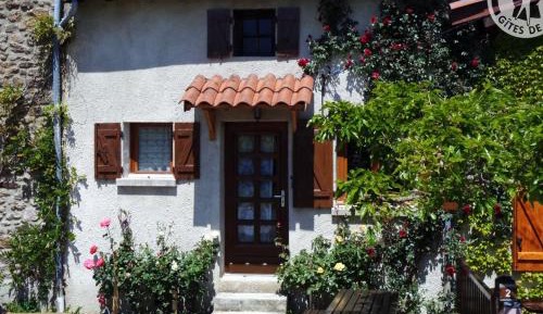 Holiday Home (3 adults)