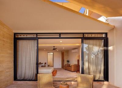 King Room with Garden View