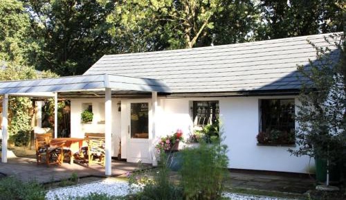 One-Bedroom Bungalow
