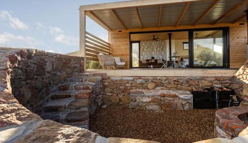One-Bedroom Bungalow