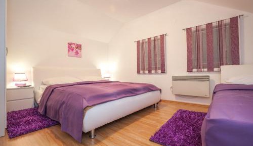 Triple Room with Garden View