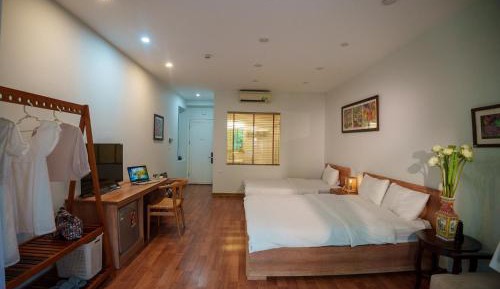 Apartment with Balcony