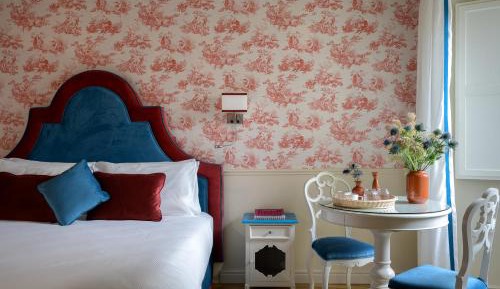 Standard King Room