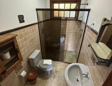 Suite with Hot Tub