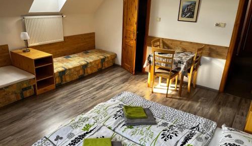 Quadruple Room with Private Bathroom