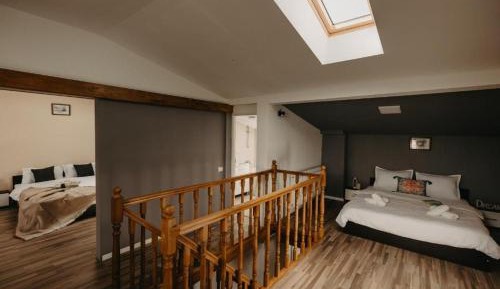 Apartment - Split Level