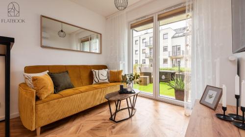 One-Bedroom Apartment with Terrace