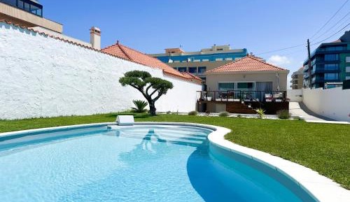 Villa - Beach Front