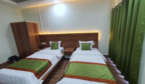 Deluxe Double or Twin Room with Balcony