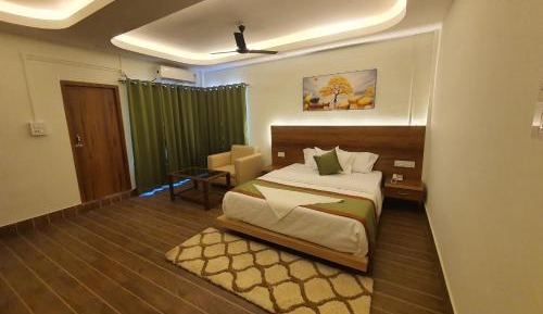 Deluxe Double Room with Balcony