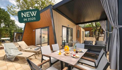 Luxury Glamping Villa