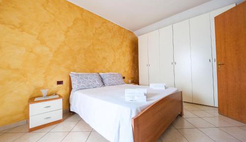 Superior One-Bedroom Apartment with Balcony