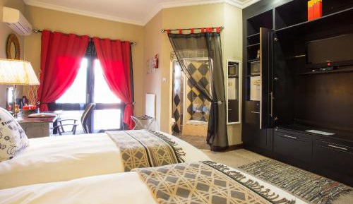 Deluxe Twin Room