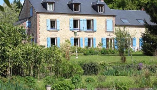 Holiday Home (4 Adults)