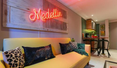 Two-Bedroom Deluxe Apartment