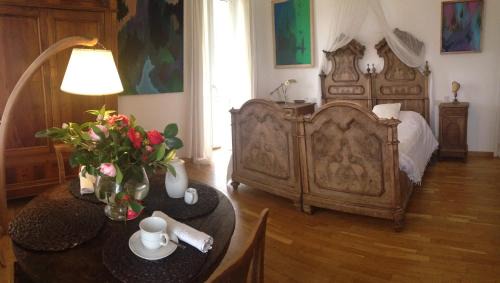 Suite with Garden View