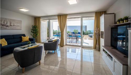 Four-Bedroom Holiday Home