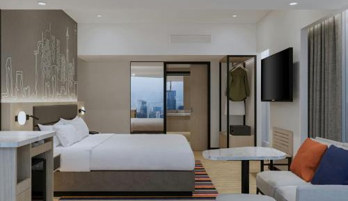 Panoramic Loft King