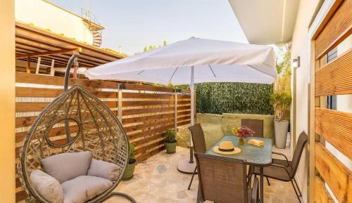 Studio with Terrace