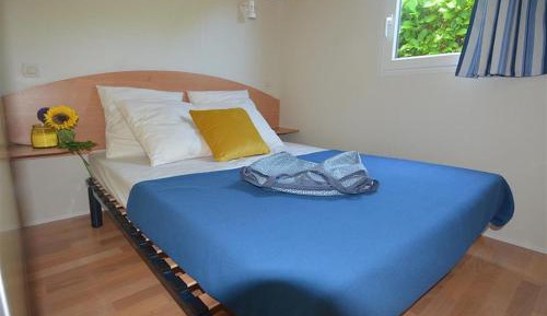 Mobil-Home (4 Adults)