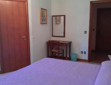 Small Double or Twin Room