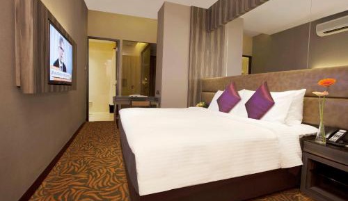 Premier Room
