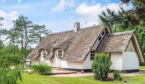 Three-Bedroom Vacation Home 