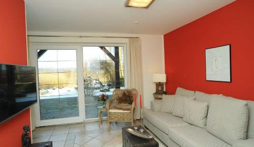 One-Bedroom Apartment with Terrace