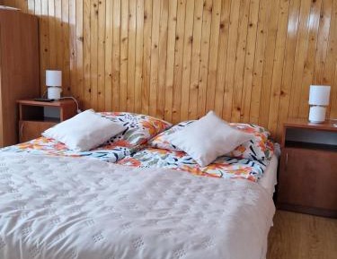 Twin Room with Private Bathroom