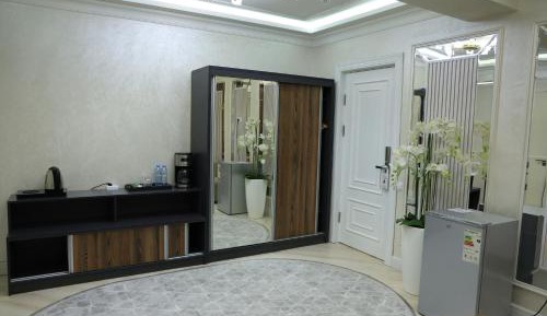 One-Bedroom Suite