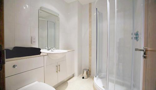 Two-Bedroom Apartment with Lake View