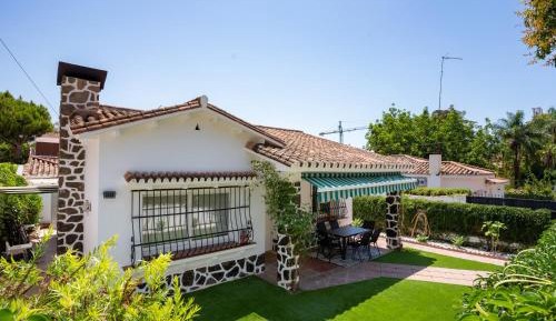 Three-Bedroom Holiday Home 