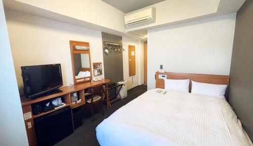 Semi Double Room - Non-Smoking 
