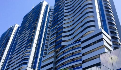 Apartment with City View